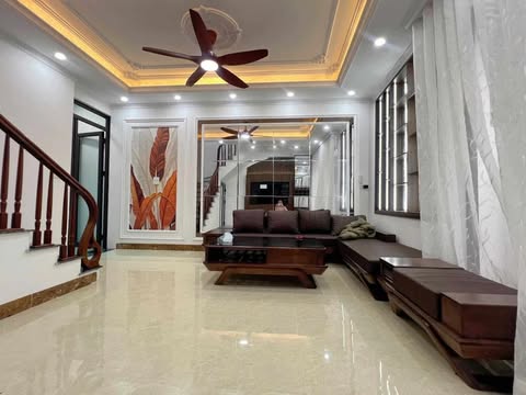 BÁN NHÀ MỚI CẦU GIẤY, OTO CÁCH 10M