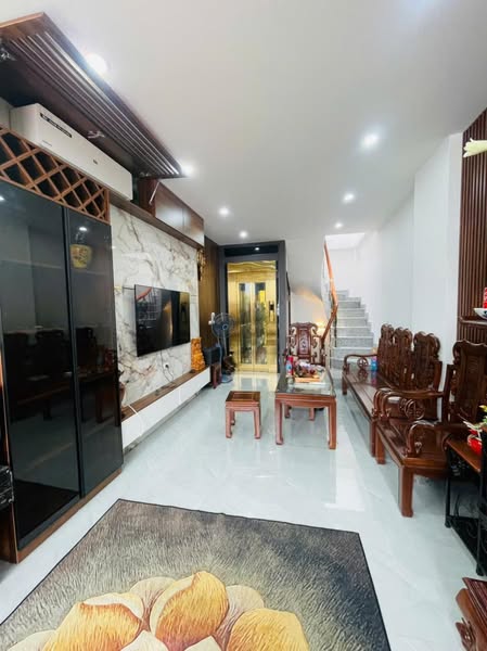 BIỆT THỰ 7 TẦNG - THANG MÁY - PHÂN LÔ GARA Ô TÔ - ĐÓN GIÓ HỒ TÂY MÁT RƯỢI