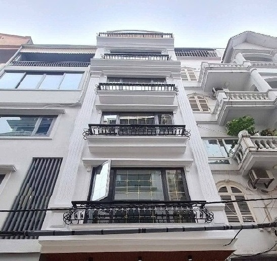 5 TẦNG CẦU GIẤY - NHÀ ĐẸP PHÂN LÔ - SỔ VUÔNG BÁNH CHƯNG - NGÕ RỘNG THOÁNG - NHỈNH 8 TỶ