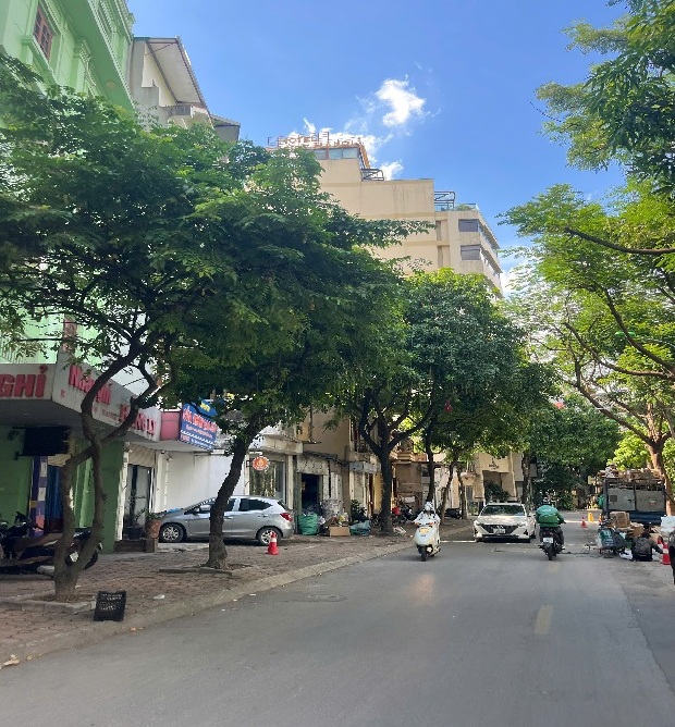 CẦU GIẤY - NHÀ ĐẸP - SỔ VUÔNG - TẶNG FULL NỘI THẤT - NGÕ THOÁNG - Ở SƯỚNG