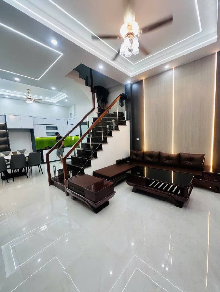 LÕI BA ĐÌNH - 5 TẦNG NHÀ MỚI - SÁT PHỐ - FULL NỘI THẤT CAO CẤP - 46M2 - HƠN 10 TỶ