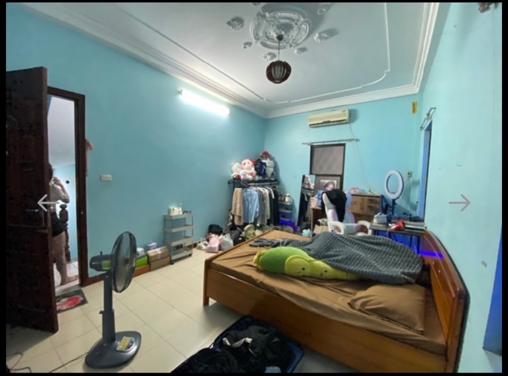 1 NGOẶT RA MẶT PHỐ CẦU GIẤY - SỔ VUÔNG MT 6M - SÂN RỘNG ĐỂ CHỤC XE - 13.2 TỶ - 60M2