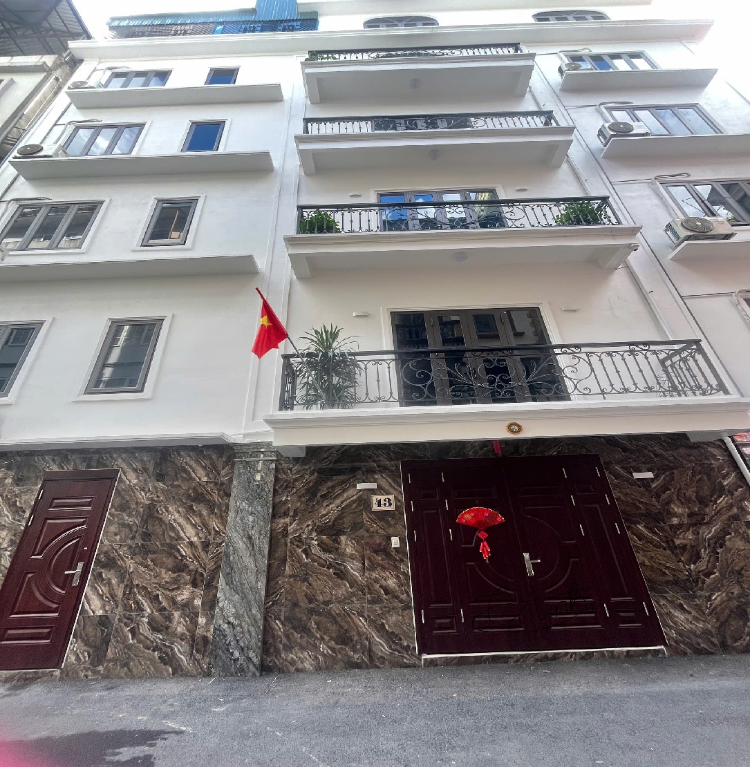 Ô TÔ ĐỖ CỬA - KHU PHÂN LÔ QUÂN ĐỘI - PHÙNG CHÍ KIÊN - TƯƠNG LAI RA MẶT PHỐ