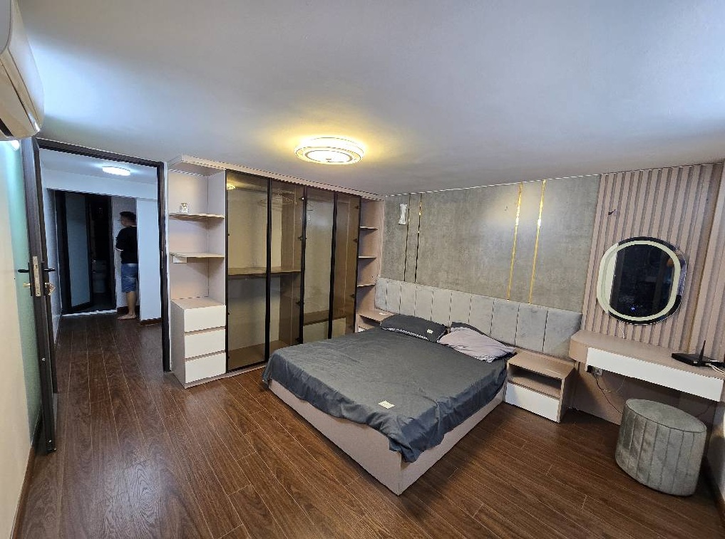 CẦU GIẤY - BA ĐÌNH - SỔ VUÔNG - NỞ HẬU - SÂN CHƠI SÁT NHÀ - 44M2 - 8.1 TỶ - FULL NỘI THẤT