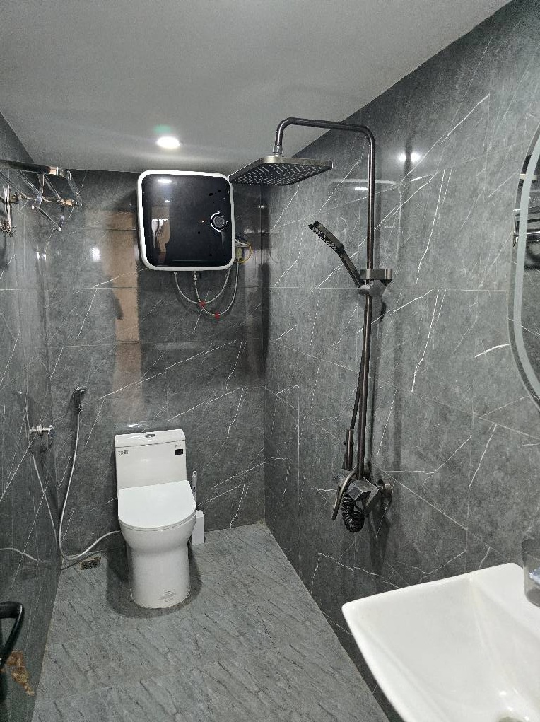 CẦU GIẤY - BA ĐÌNH - SỔ VUÔNG - NỞ HẬU - SÂN CHƠI SÁT NHÀ - 44M2 - 8.1 TỶ - FULL NỘI THẤT