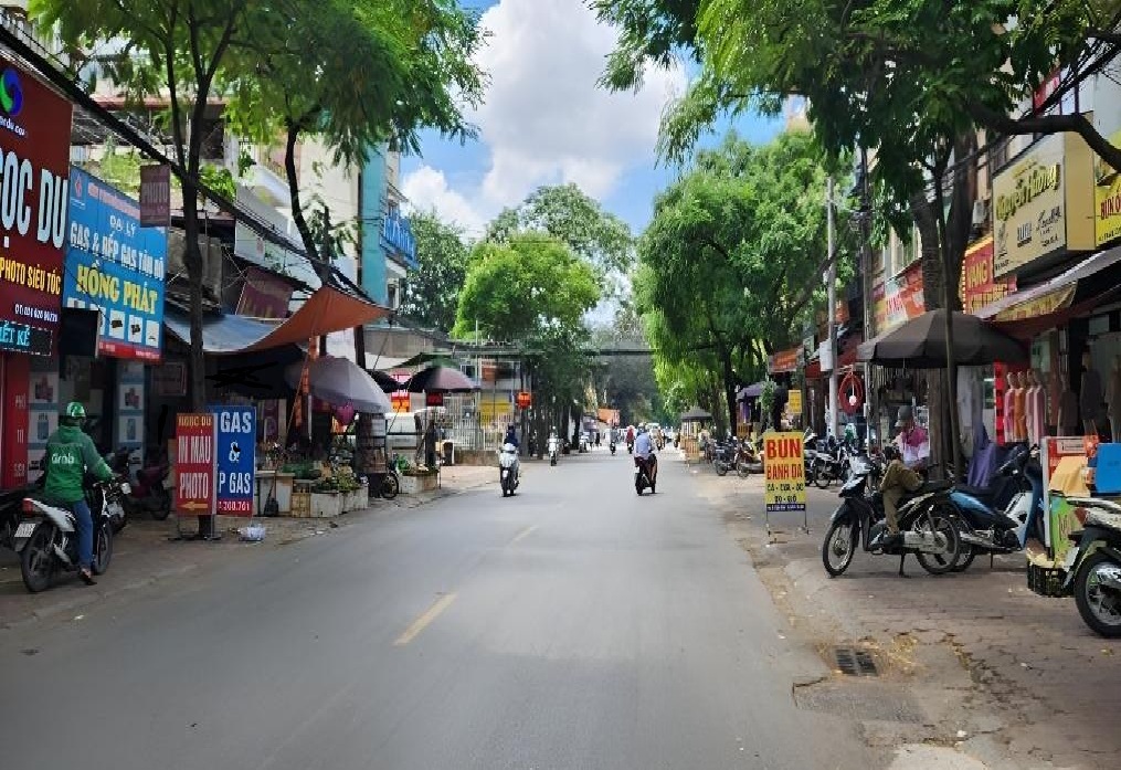 TRẦN CUNG - SỔ ĐẸP - NỞ HẬU - NGÕ THÔNG - Ô TÔ GẦN - 45M2 - 5.8 TỶ