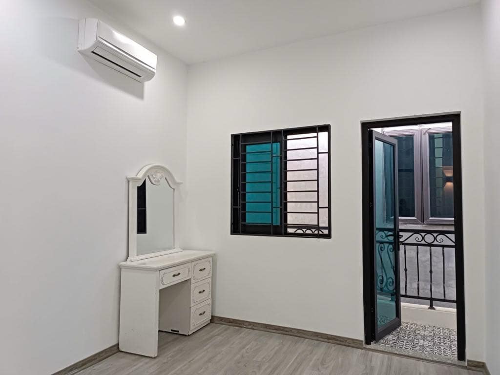 [ Giảm cực sâu] Bán nhà Thụy Phương dân xây 48m2 vài bước ra ô tô, giá chỉ nhỉnh 5 tỷ