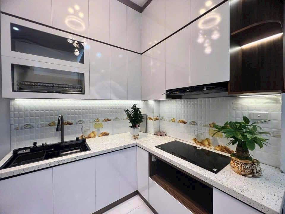 [ CHỦ GỬI BÁN] Bán nhà Phạm Văn Đồng dân xây 4 tầng chắc chắn 45m2, kinh doanh, giá 7 tỷ