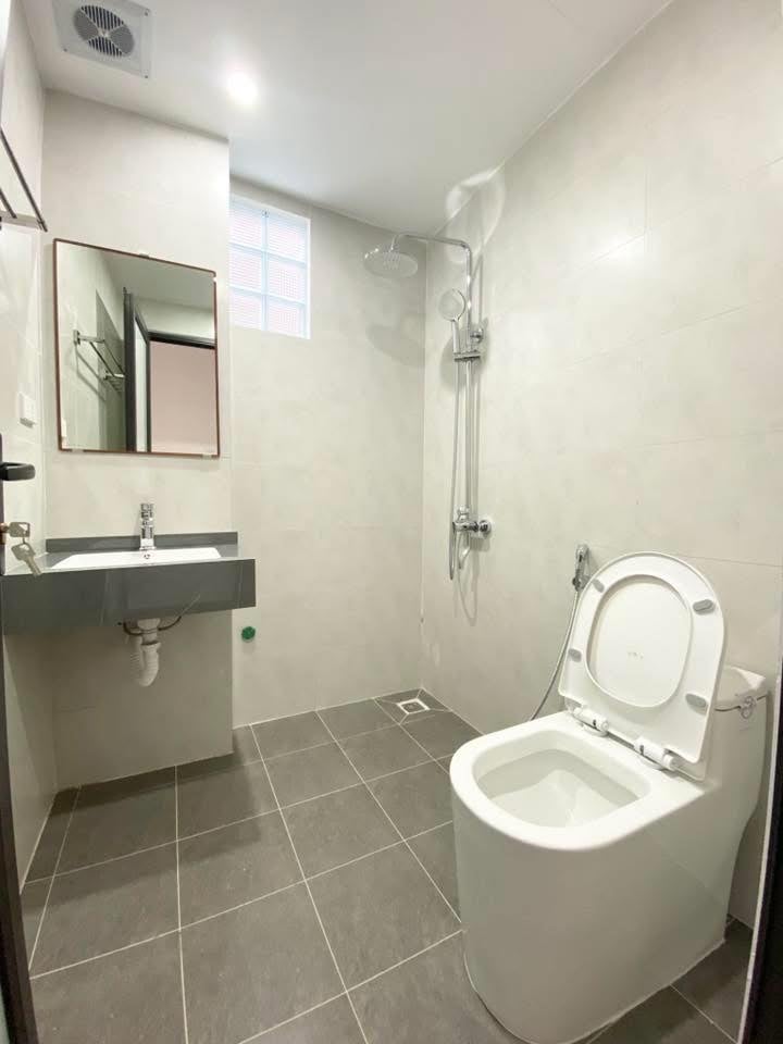 [RẺ BẤT NGỜ] Bán nhà Cổ Nhuế xây mới 33m 6 tầng full nội thất, mang vali về ở luôn, 5.7 tỷ