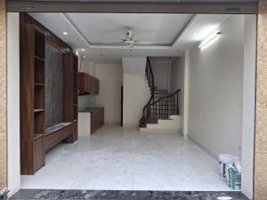 Bán nhà Liên Mạc phân lô mới 5 tầng đẹp tuyệt vời giá xinh - 32m2- 5 tỷ