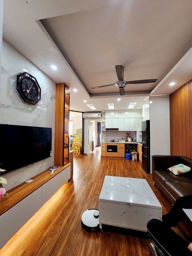 Bán chung cư Dương Đình Nghệ 100m 3pn 7,1tỷ