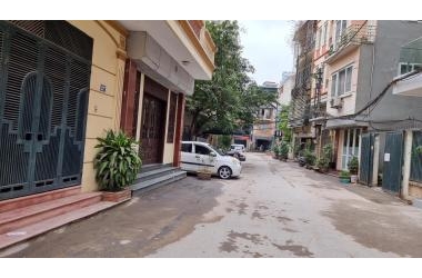 Hiếm- Ngõ 218 Lạc Long Quân- Ô Tô- 4 tầng mới 50m- Mặt tiền 4.5m