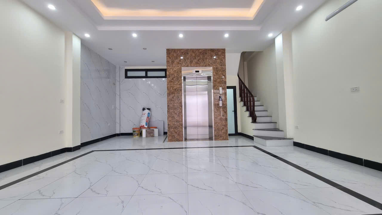 BÁN NHÀ YÊN NGHĨA, HÀ ĐÔNG, DIỆN TÍCH 40M2, 5 TẦNG, THANG MÁY, GIÁ NHỈNH 7 TỶ.
