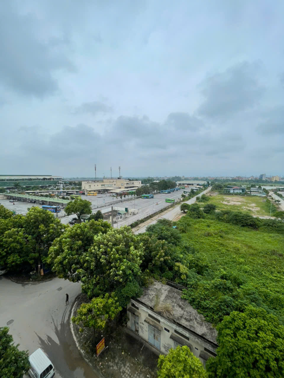 BÁN NHÀ DÒNG TIỀN, SÁT BẾN XE YÊN NGHĨA, 7 TẦNG, THANG MÁY,ĐƯỜNG LỚN, GIÁ 16.35 TỶ.