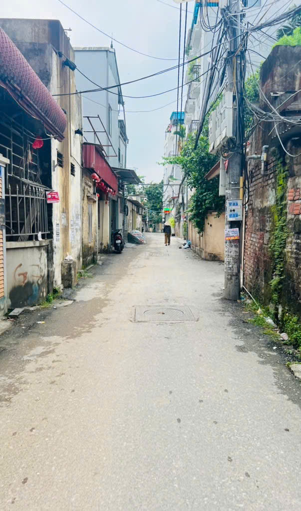 BÁN ĐẤT HAI ĐẦU THÔNG KHU DỊCH VỤ YÊN NGHĨA, VUÔNG VẴN, DIỆN TÍCH 78M2, GIÁ 8.45 TỶ.