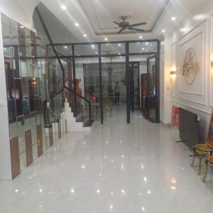 BÁN LIỀN KỀ ĐÔ NGHĨA, NỘI THẤT ĐẸP, DIỆN TÍCH 73M, 5 TẦNG, ĐƯỜNG 13M, GIÁ 17,45 TỶ.