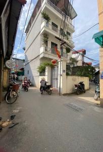 BÁN NHÀ NGHĨA LỘ,YÊN NGHĨA,NGÕ NÔNG, CÁCH Ô TÔ CHỈ  5M, DIỆN TÍCH 40M, 4 TẦNG, GIÁ 6.15 TỶ