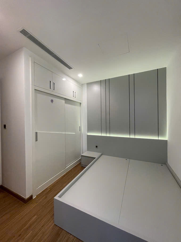 Bán CC Vinhomes Green Bay Mễ Trì giá siêu hời 5,62 tỷ, 63m2, 2PN, 2WC