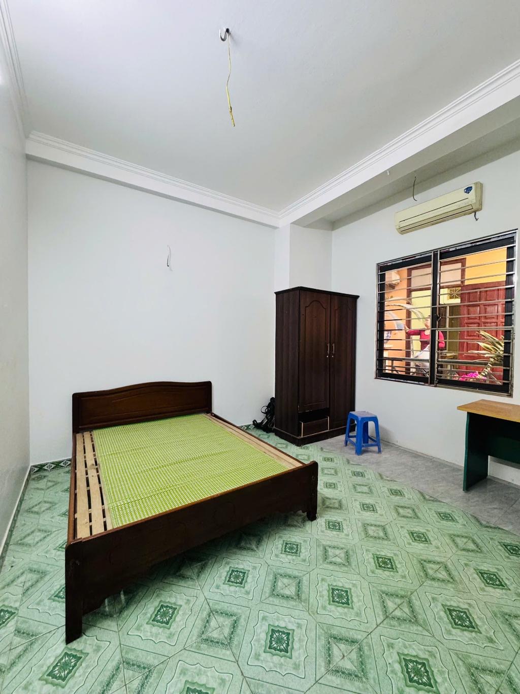 Trường Chinh,hàng hott 36m2 6,1 Tỷ 3 gác đỗ cửa nhà