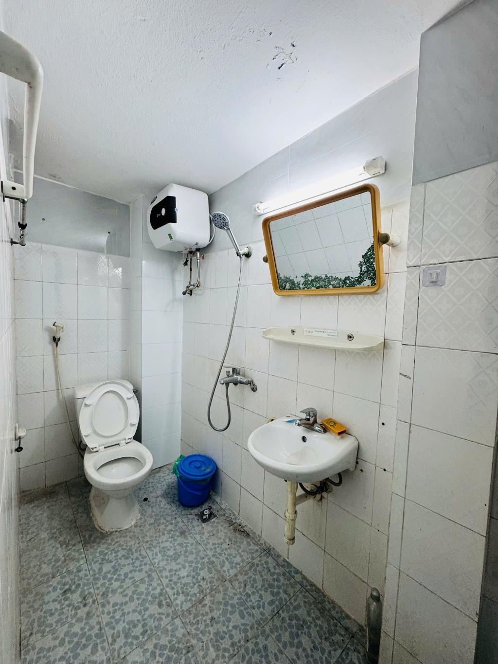 Trường Chinh,hàng hott 36m2 6,1 Tỷ 3 gác đỗ cửa nhà