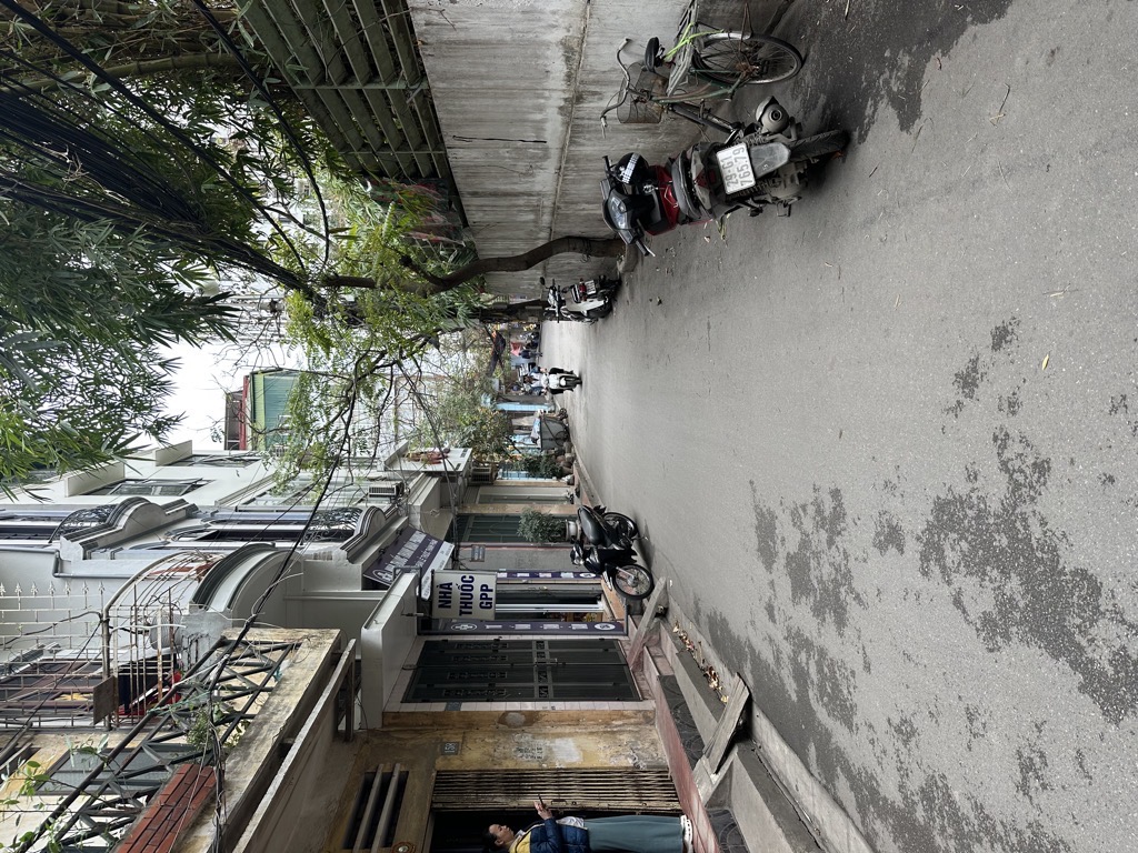 34m2,  4,35TỶ Nguyễn Trãi Oto đỗ ngày đêm