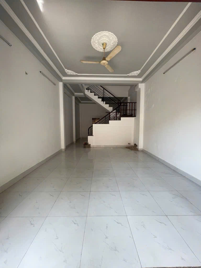 Nhà mt Thạnh Xuân 13,mt kinh doanh đa ngành,hẻm xe hơi gần Picity, giá #6ty2