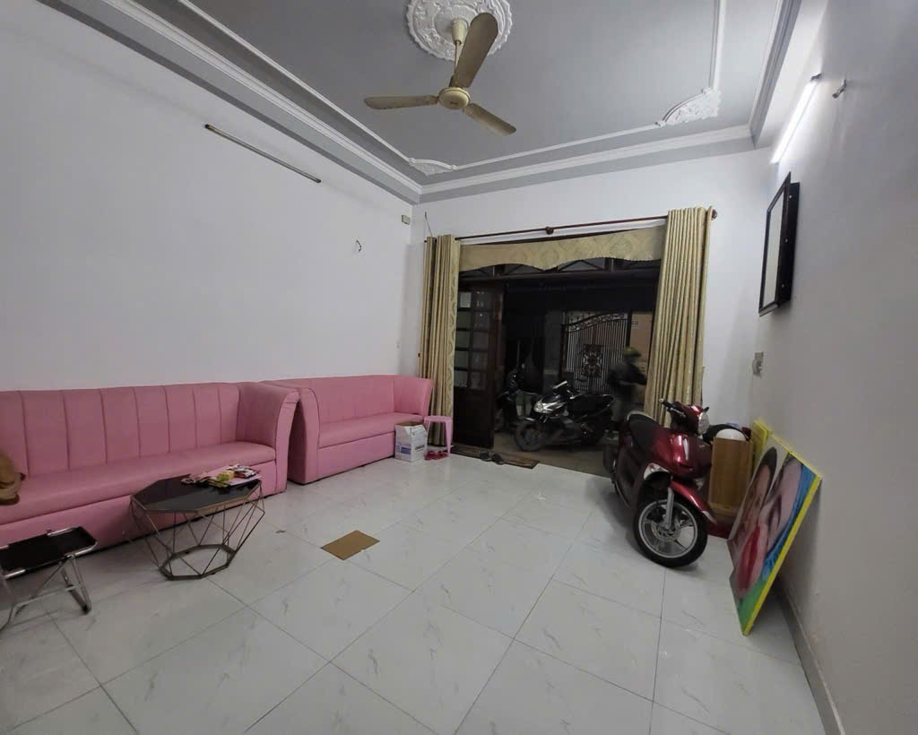 Nhà mt Thạnh Xuân 13,mt kinh doanh đa ngành,hẻm xe hơi gần Picity, giá #6ty2