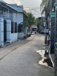 NHÀ MẶT TIỀN HẺM XH 6.2X30M NỞ HẬU CÁCH LÊ VĂN LƯƠNG 100M - 3TY TL