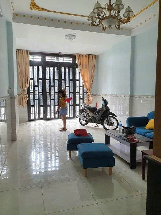 NHÀ MẶT TIỀN VỪA Ở VỪA KINH DOANH - ĐƯỜNG THÔNG TỨ TUNG DÂN CƯ ĐÔNG ĐÚC - KHU TOÀN BIỆT THỰ VÀ NHÀ PHỐ DÂN TRÍ CAO RÁO SACH SẼ