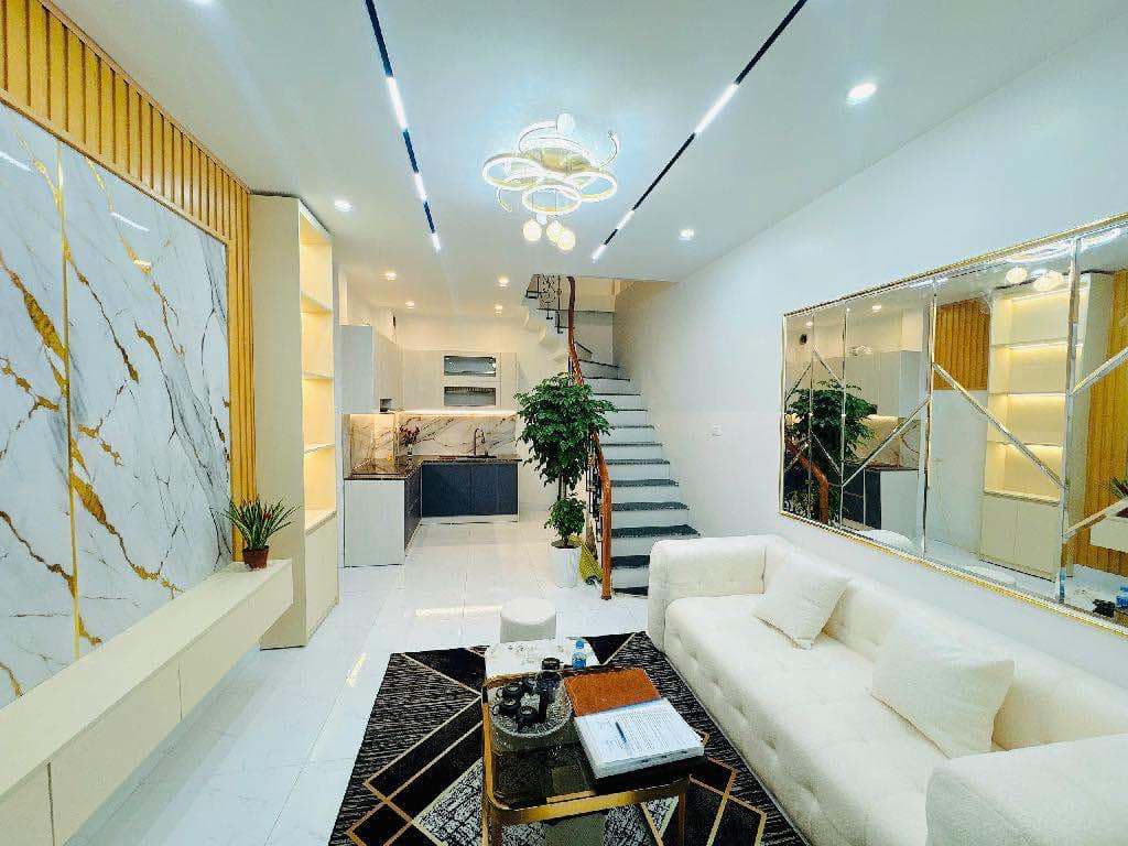 Đặng Tiến Đông Hồ Hoàng Cầu Đống Đa