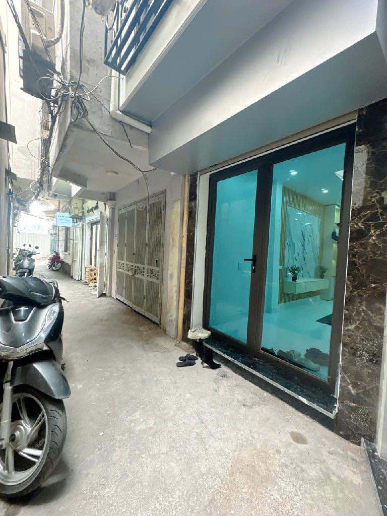 Đặng Tiến Đông Hồ Hoàng Cầu Đống Đa