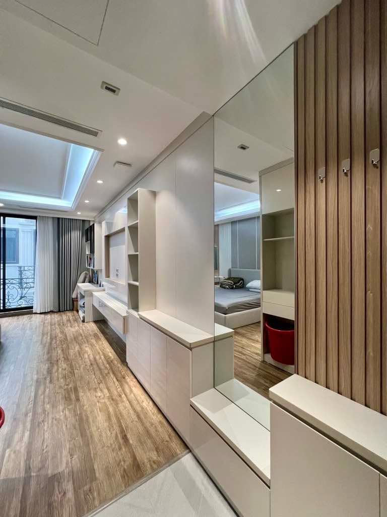 Khu Vip Cầu Giấy nhà xây mới tháng máy Gara ô tô