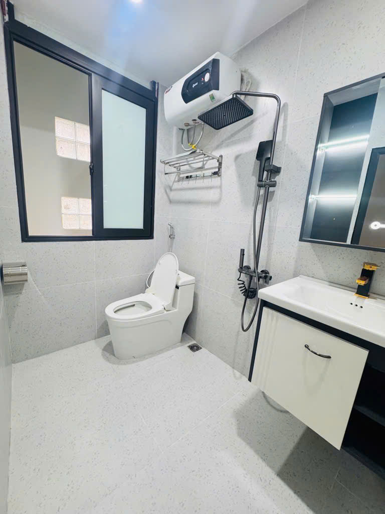 Xuân Đỉnh - nhà mới chắc chắn - tặng nội thất cao cấp - 36m2 x 5 tầng full tiện ích - 6.2 tỷ