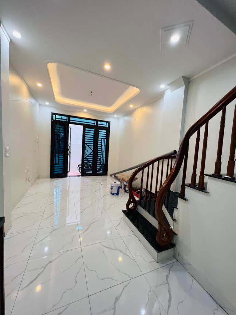 EM CẦN BÁN GẤP NHÀ 4 TẦNG XÂY ĐẸP - Ở NGAY- NGÕ NÔNG - NHỈNH 5 TỶ