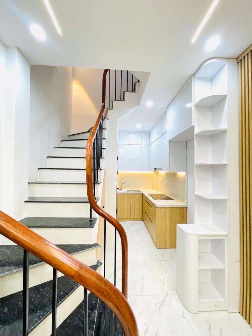 SIÊU PHẨM NHÀ ĐẸP KHÂM THIÊN FULL NỘI THẤT NHỈNH 5 ĐỒNG