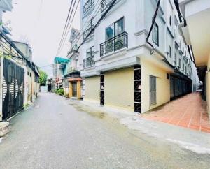 Hòa Bình Tổ 14 Yên Nghĩa -32m2-3.9 tỷ Ngõ rộng