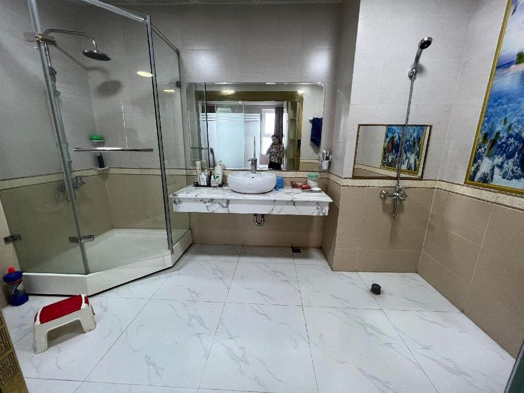BÁN NHÀ QUẬN THANH XUÂN, 145M2