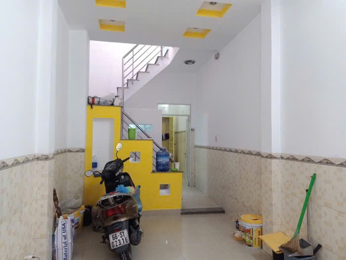 BÁN NHÀ QUẬN 11 - MỚI ĐẸP - NHỈNH 4 TỶ - 3 TẦNG BTCT