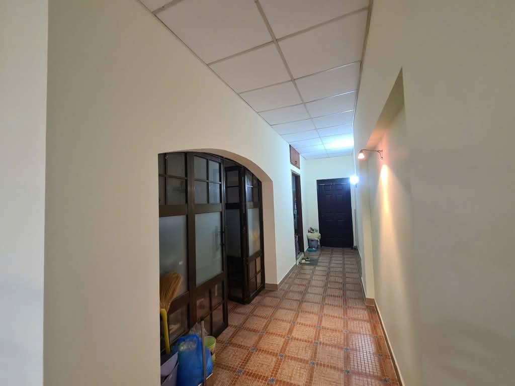 HƠN 20 TỶ - NHÀ RỘNG 100M2 TRUNG TÂM QUẬN 10 - THÀNH THÁI - 1 TRỆT 1 LỬNG