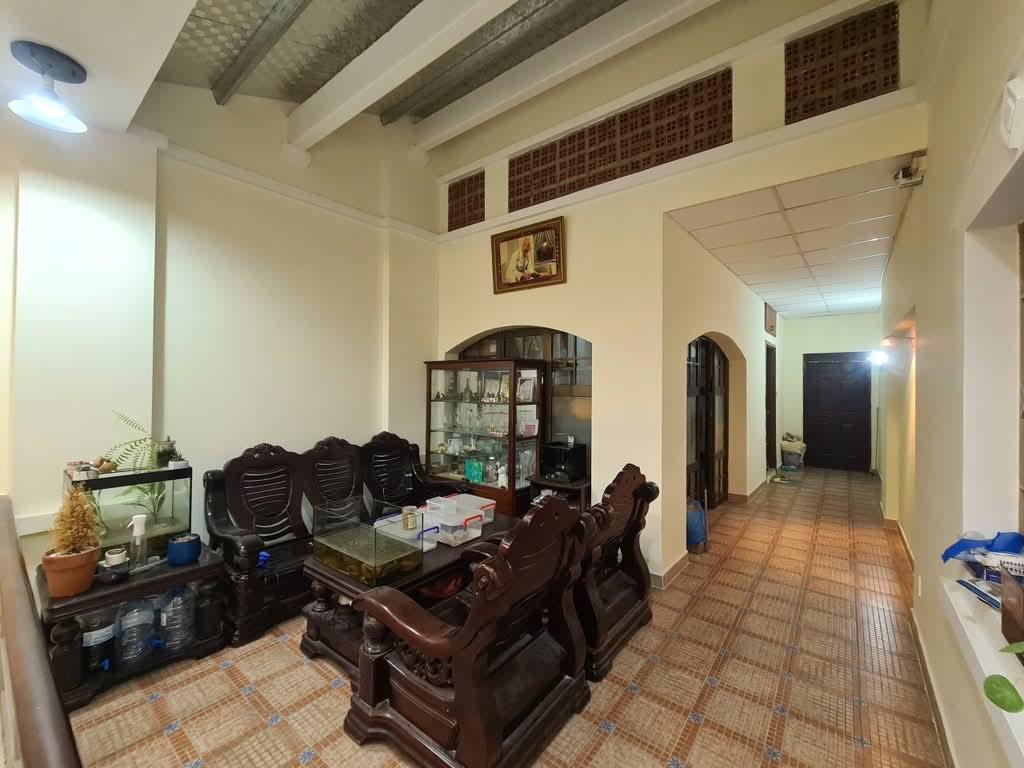 HƠN 20 TỶ - NHÀ RỘNG 100M2 TRUNG TÂM QUẬN 10 - THÀNH THÁI - 1 TRỆT 1 LỬNG