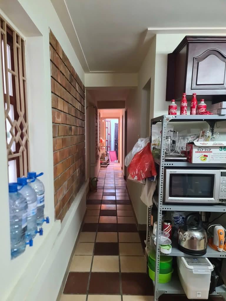 BÁN GẤP CĂN NHÀ RỘNG 100M2 - QUẬN 10 - 1 TRỆT 1 LẦU BTCT -THÀNH THÁI