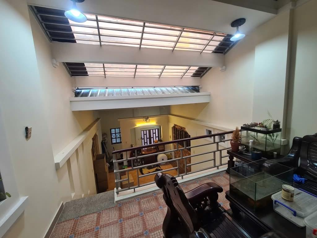 NGAY TRUNG TÂM QUẬN 10 - NHÀ 100M2 CHỈ 21 TỶ - 1 TRỆT 1 LẦU