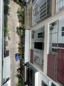 BÁN NHÀ TRUNG TÂM QUẬN 5 - MỚI ĐẸP LUNG LINH - XÁCH VALI VÀO Ở - 8 TỶ HƠN