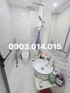 KHÁCH SẠN CAO CẤP-NGUYỄN DUY TRINH-GÀN ĐẢO KIM CƯƠNG-MAI CHÍ THỌ-GIÁ 18 TỶ