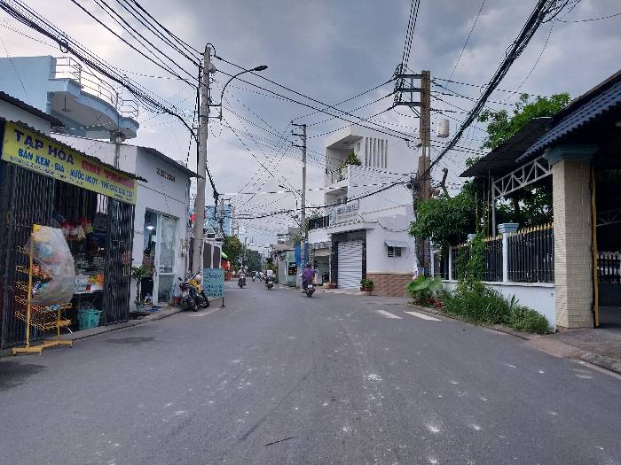 BÁN NHÀ MẶT TIỀN TÂN CHÁNH HIỆP