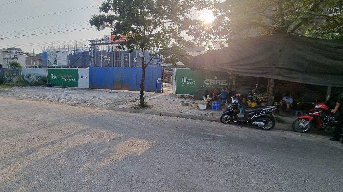SÀN THƯƠNG MẠI - VỊ TRÍ ĐẮC ĐỊA -LÔ GÓC - THIẾT KẾ THÔNG SÀN - KHU VỰC ĐÔNG DÂN - SIÊU SẦM UẤT