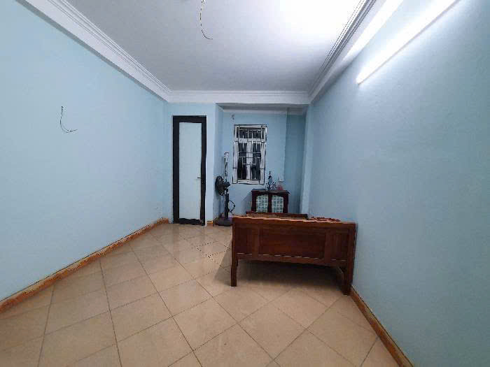 Vị trí siêu đẹp – Ba gác đỗ tận cửa, chỉ cách 1 nhà ra ô tô!