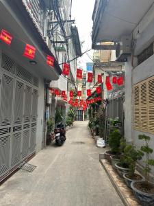 BÁN NHÀ RIÊNG 35m2, 5 tầng, MT3.5m-MINH KHAI-KIM NGƯU-HAI BÀ TRƯNG PHÂN LÔ - NHÀ MỚI - Ô TÔ VF3 VÀO NHÀ - 2 THOÁNG TRƯỚC SAU - TT HAI BÀ TRƯNG - FULL NỘI THẤT - NGÕ RỘNG 3M