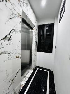 Nhà tại Kim Giang, Hoàng Mai Mặt Ngõ, Ngõ rộng Đỗ Cửa có thể vào nhà NHÀ ĐẸP, GẦN PHỐ, NGAY SÁT KĐT ĐẠI KIM MỚI!