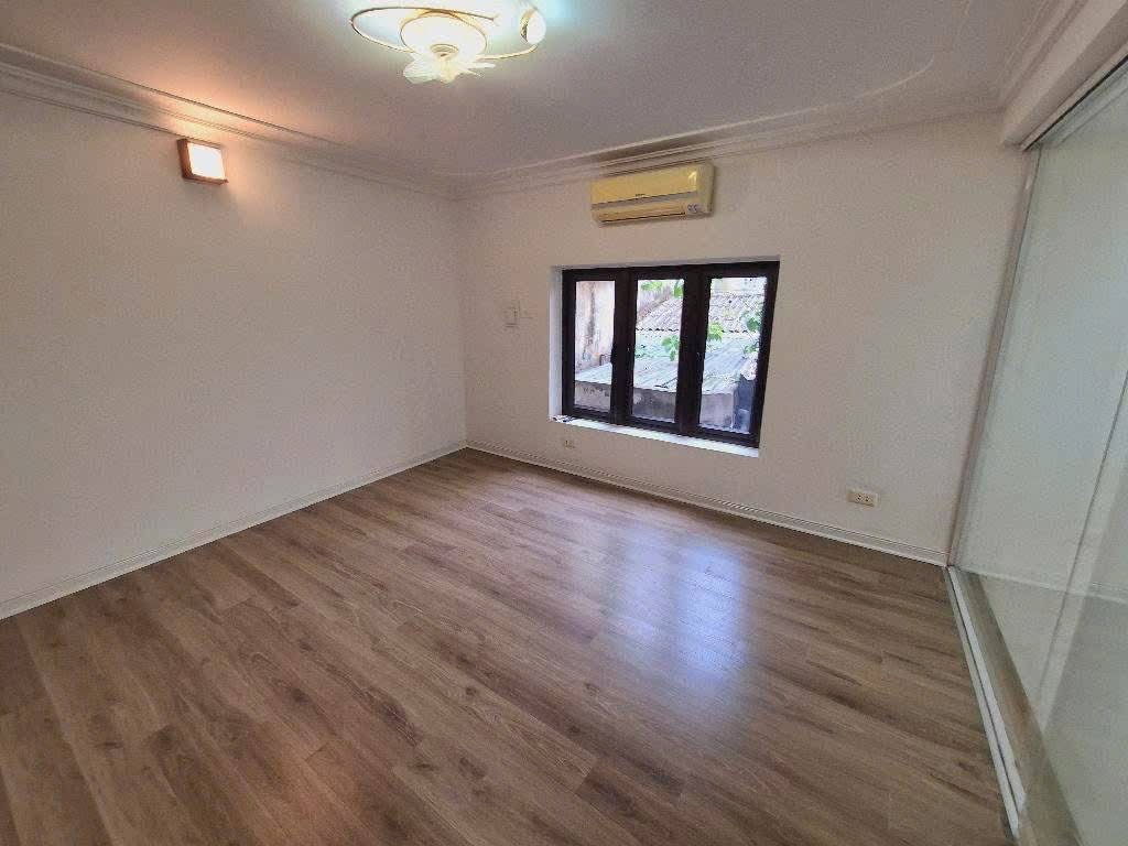 Chính chủ cần bán nhà phố trong ngõ 45m ngõ thông thoáng